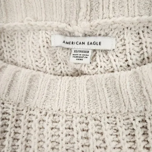 American Eagle Cream Cropped Chunky Knit Sweater XS Oversized Cozy Layer - Picture 4 of 10